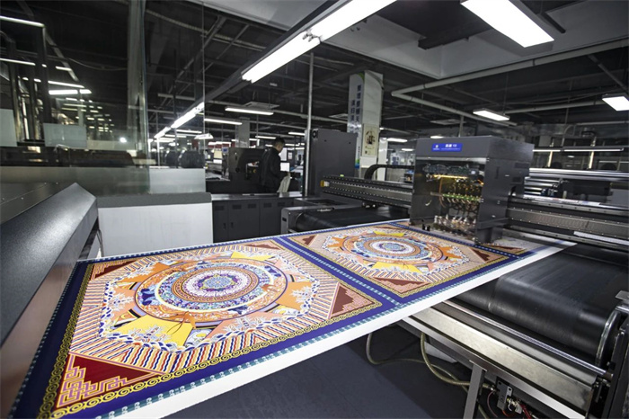 狂投7.12亿加码数码印花产能！这家丝绸龙头在杭州开建人工智能工厂