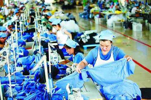 中美贸易保持增长 1~10月全国纺织品服装出口增长4.77%