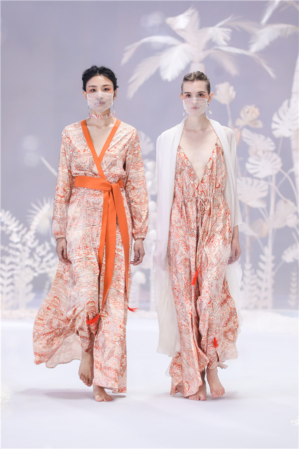 2020秋冬中国国际时装周：盖娅传说 熊英【若水】系列发布