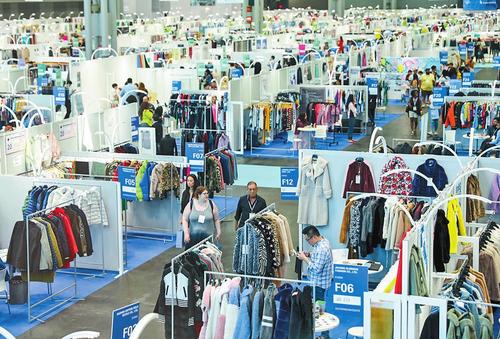 美国服装进口开始恢复　1月份服装零售仍然低迷
